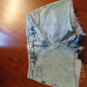 Universal thread jean shorts
